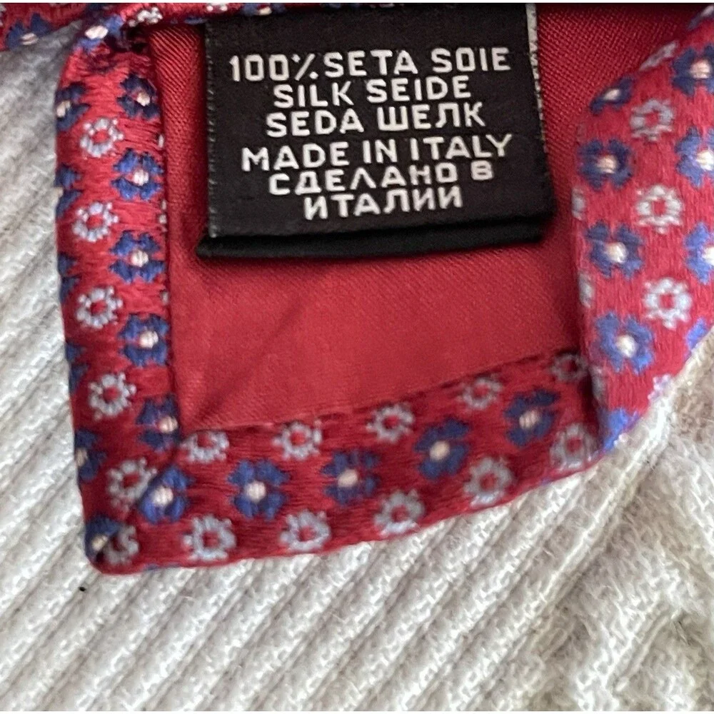 Hugo Boss 100% Silk Red Tie w Micro Flowers Blue Made in Italy Classic Designer